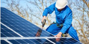 Installation Maintenance Panneaux Solaires Photovoltaïques à La Roche-Rigault